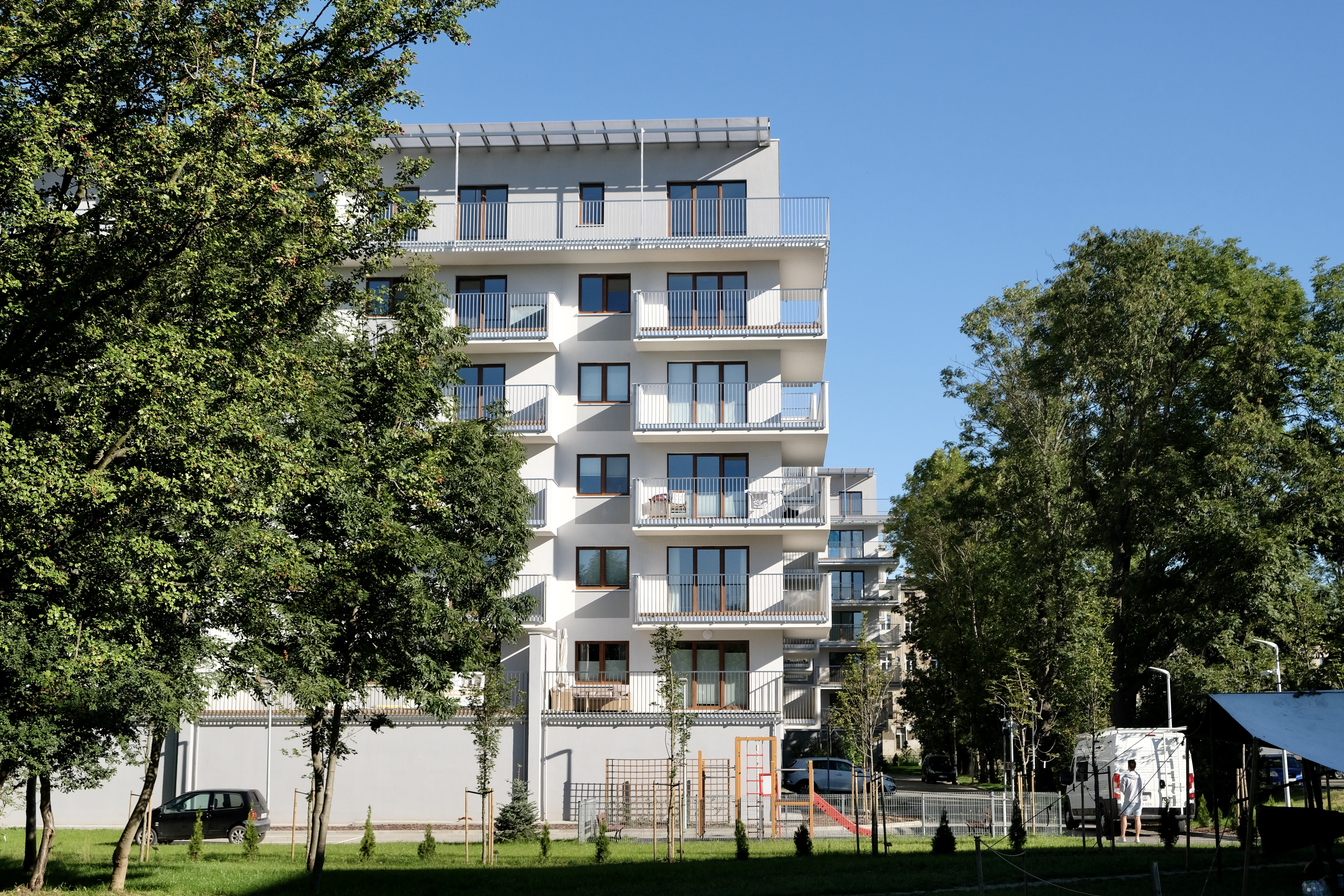 Uniwersum, ul. Pomorska 169, Śródmieście